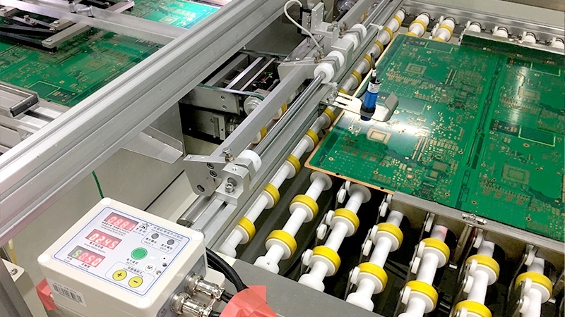 深圳某PCB自動放板機雙層檢測器合作案例